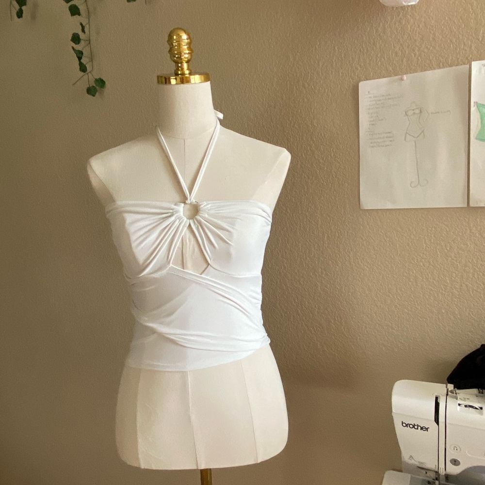 Cute and sexy for the summer ladies!!!🥥🦢🫧🫶🏼